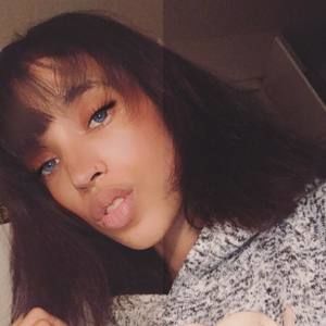 Meet your Posher, Alysha